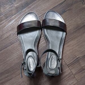 NIB, Reaction Kenneth Cole Sandals
